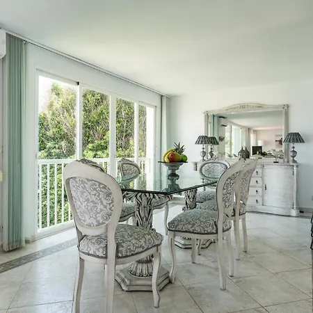 Villa Beachfront Mijas: 4-bedroom Retreat With Private Pool